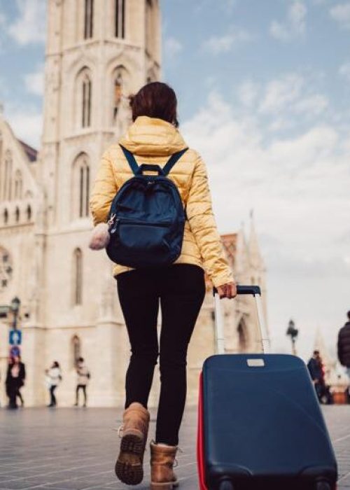 student-in-budapest-e1605796053970